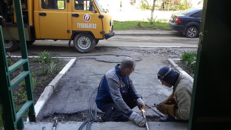 Работниками бригады «Венёврайгаз» в соответствии с утверждённым проектным решением был выполнен перемонтаж газопровода.